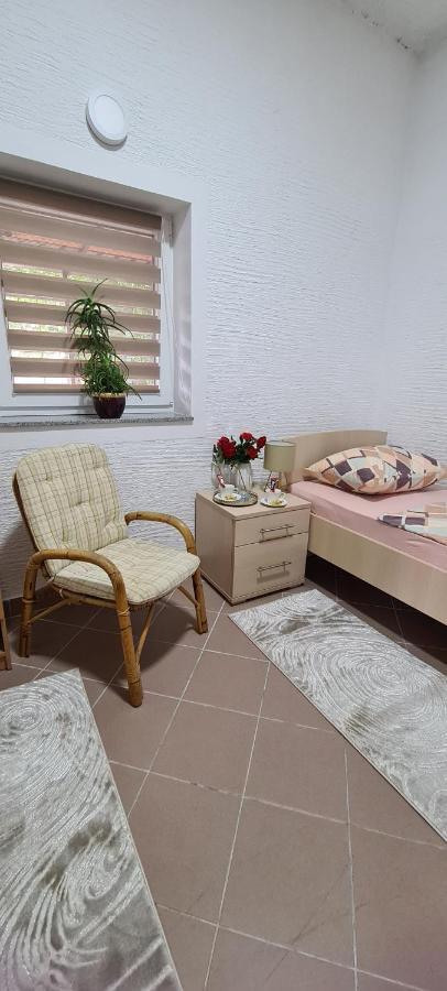 Ferienwohnung Prenociste Dubravka Livno Exterior foto